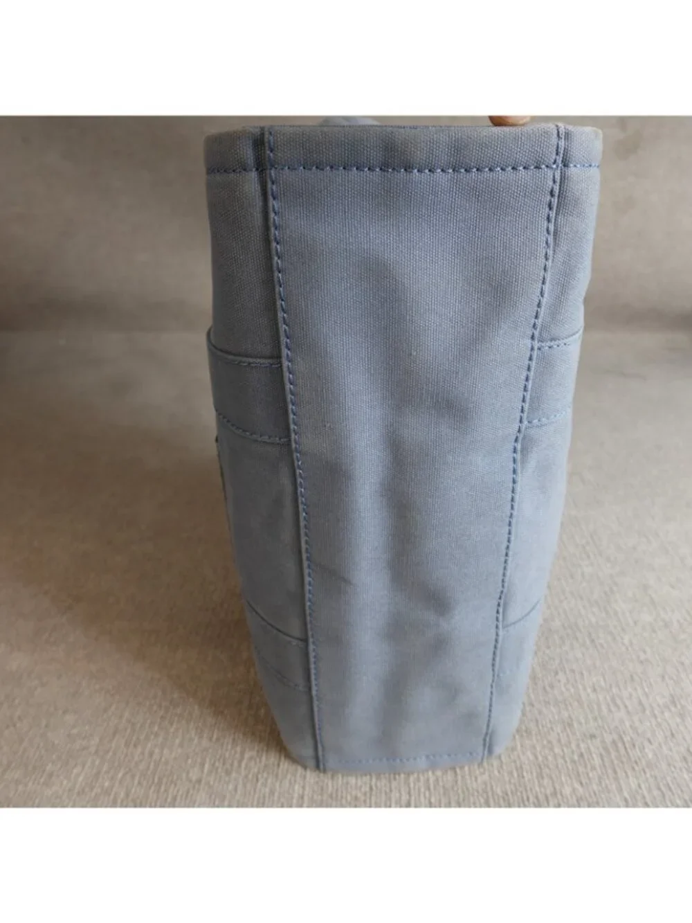 Marc Jacobs blue color